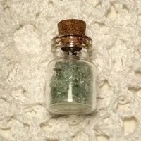 TINY Bottle Uranium UV Glass Chips in Jar Uranium Green Blue Yellow Red FireAmber, Mixed. 365nm, 395nm - great gift for uranium collection