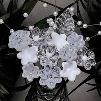 Snow White Lace Glass Flower Bouquet, tiny small minature glass flowers handcrafted lampwork, gift, wedding, curio, windowsill, lace, baby
