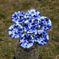 Blue and White Coral Disk Chinoiserie Currier Ives glass flower headpins, tiny small mini glass flowers on wire individual crafted lampwork