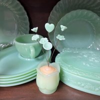 Jadeite Green Opalino glass flower, tiny small miniature glass flowers on wire; handcraft lampwork, great for jewelry, wedding, cakes, curio