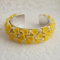 YELLOW TRANSLUCENT glass flower headpins, tiny small miniature glass flowers on wire; jewelry supply, curio, windowsill, small bouquet, gift