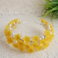 YELLOW TRANSLUCENT glass flower headpins, tiny small miniature glass flowers on wire; jewelry supply, curio, windowsill, small bouquet, gift