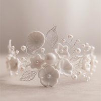 Solid White MILK GLASS miniature glass flowers; tiny small mini glass flowers on wire; lampwork, jewelry, mixed media, wedding, gifts