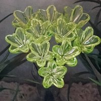NEW! Uranium glass flower, large Starflower 20mm on 5in wire. Use in floral bouquet, plant pick, jewelry, gifts; bright glow 395nm