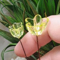 NEW! Uranium glass flower, large Starflower 20mm on 5in wire. Use in floral bouquet, plant pick, jewelry, gifts; bright glow 395nm
