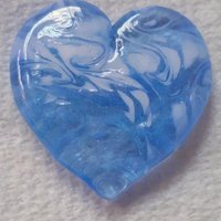 Glass Heart UV Blue Glow in 395uv; Large Heart 1.1/16" (31mm) blue glow glass with white swirls; wirewrapping, jewelry, pocket heart, gift