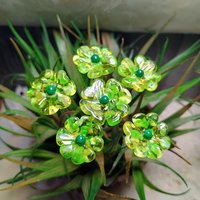 Uranium Glass 4 leaf Clover Shamrock, Luck of the Irish, mixed green handmade lampwork plant pick on 5in wire. Bouquet, Irish gift, 395nm