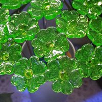 Uranium Glass 4 leaf Clover Shamrock, Luck of the Irish, green sprinkle frit; lampwork plant pick on 5in wire. Bouquet, Irish gift, 395nm