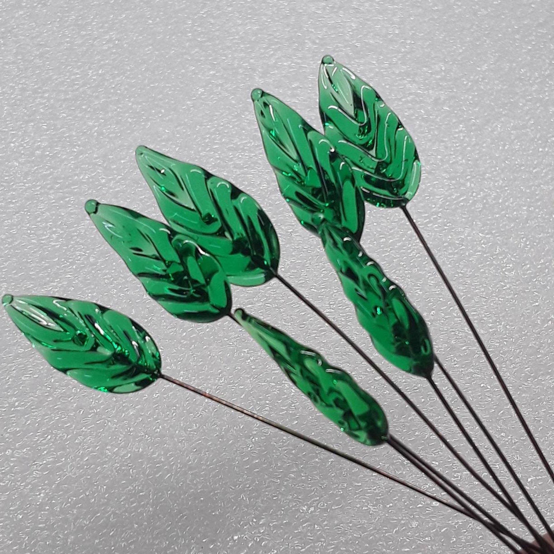 Flat Medium Green Glass Leaf Headpins, tiny small glass leaf shape on wire handmade lampwork; jewelry, wedding decor, mixed media, host gift