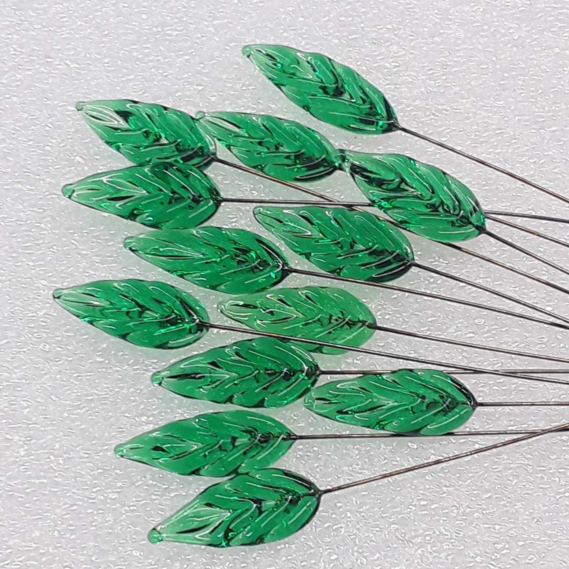 Flat Medium Green Glass Leaf Headpins, tiny small glass leaf shape on wire handmade lampwork; jewelry, wedding decor, mixed media, host gift