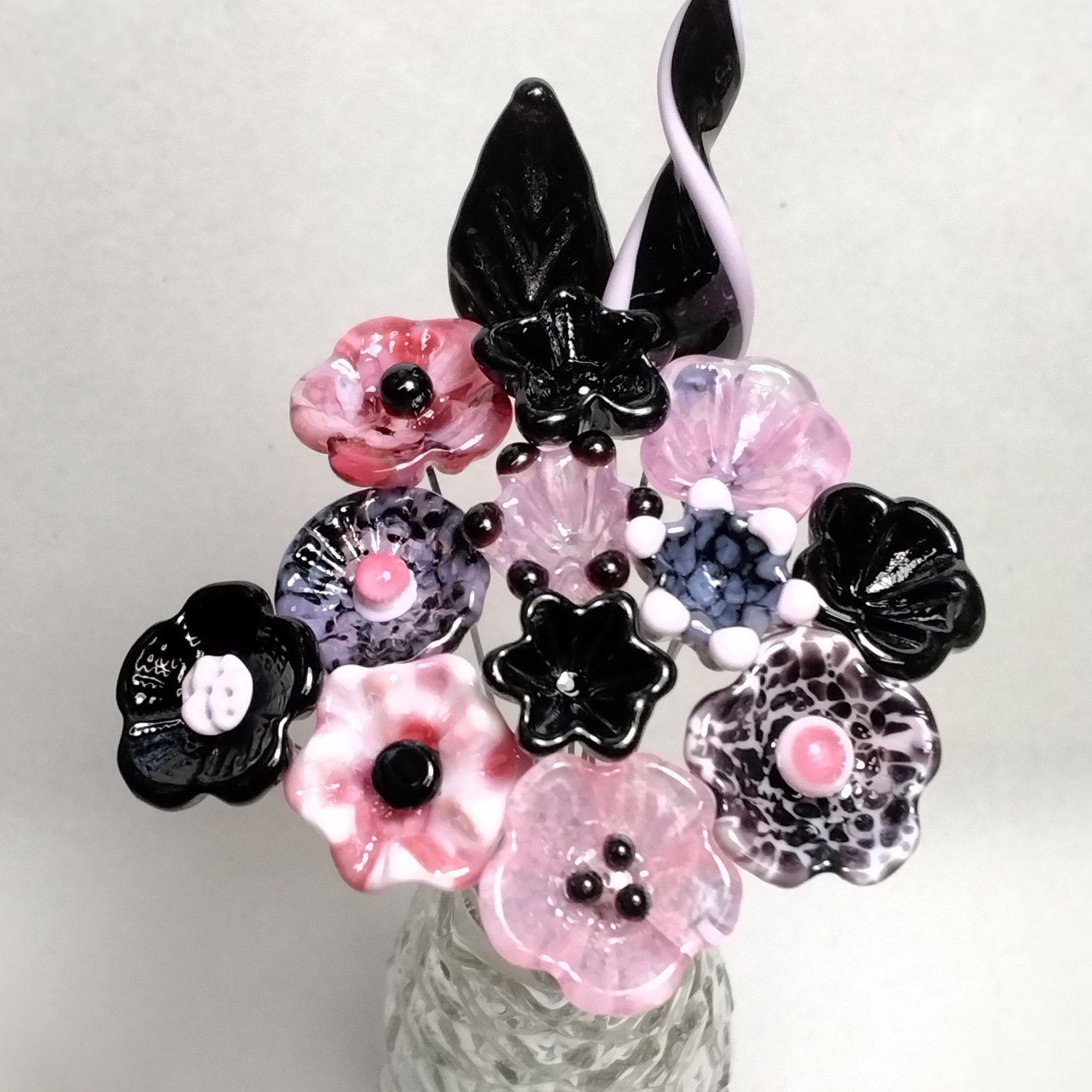 PINK/BLACK VINTAGE Retro ~glass flower/leaf bouquet tiny small miniature glass flowers; handcrafted lampwork, gift, curio, windowsill