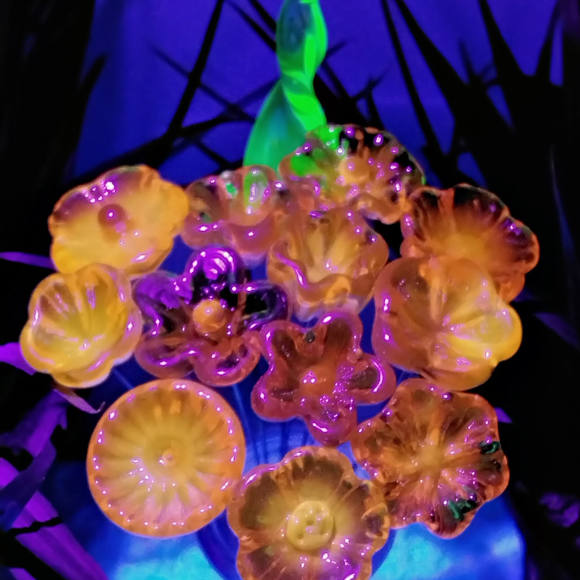 UV Reactive Yellow/Amber mini tiny small glass flowers on 5" wire, handcrafted lampwork, glows in uv light,colors vary due to glass density
