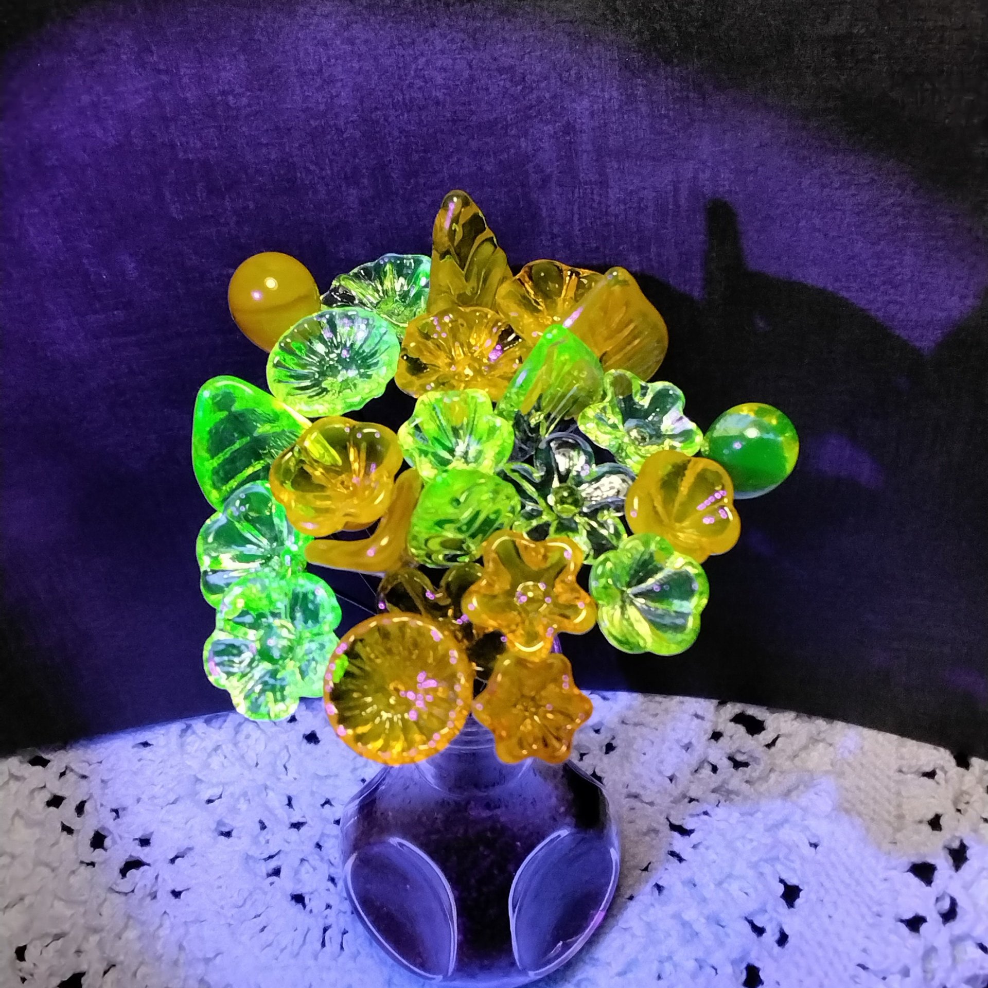 UV Reactive Yellow/Amber mini tiny small glass flowers on 5" wire, handcrafted lampwork, glows in uv light,colors vary due to glass density