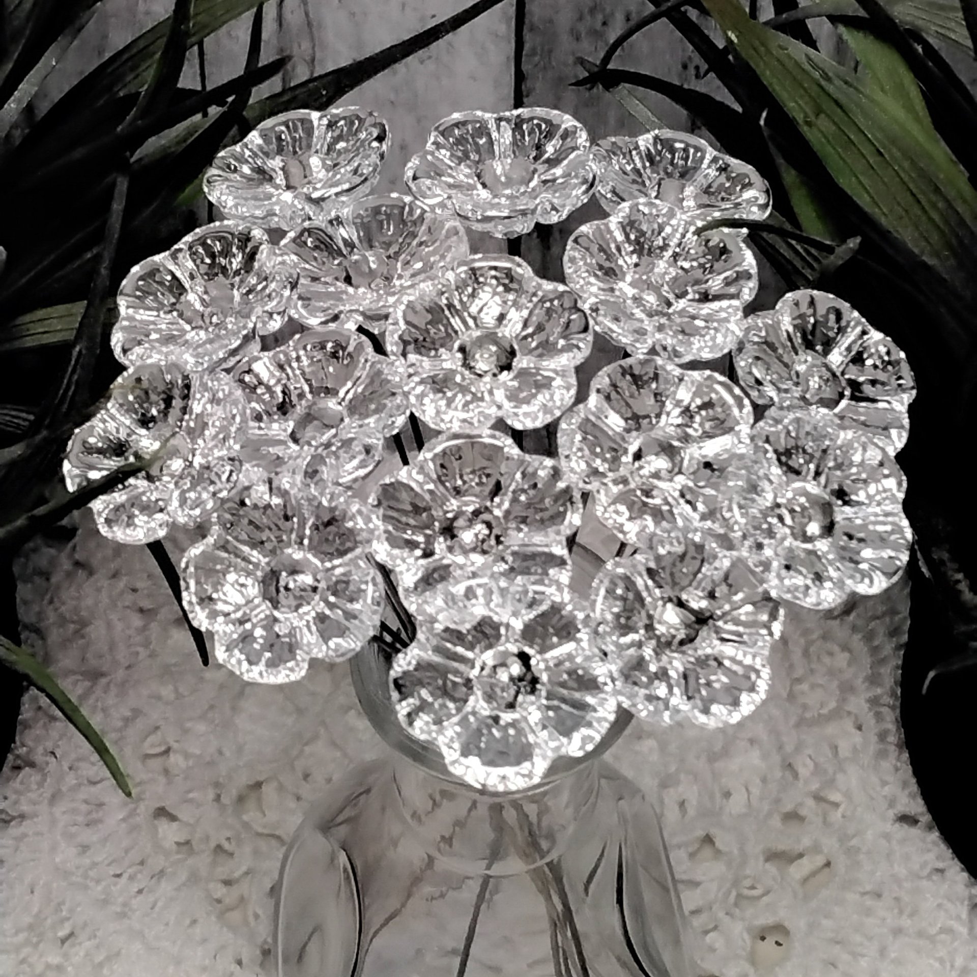 Clear Crystal Lead 365 UV reactive glass flowers; mini tiny small glass flowers on wire; soft blue glow under uv 365nm light