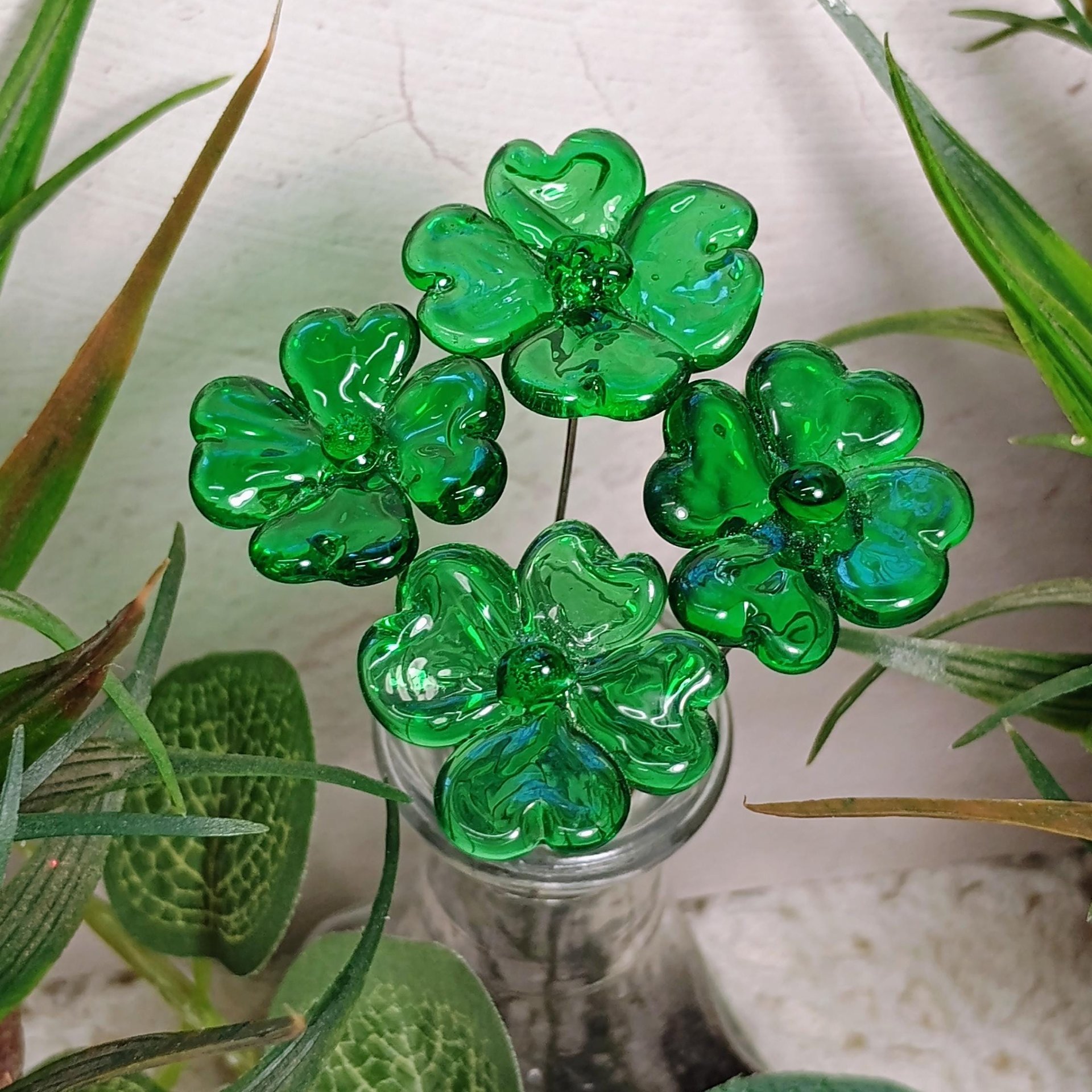 Glass 4 leaf Clover Shamrock, Luck of the Irish, kelly green handblown lampwork plant pick on 5in wire. bouquet, Irish gift, approx 3/4inch
