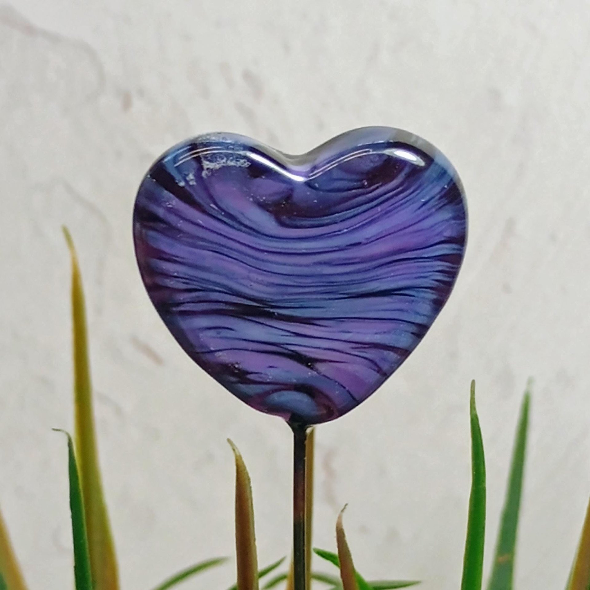 Glass Heart Plant Pick, Dark Purple Lavender Swirl on 5in wire. Use for floral bouquet, wedding, cake decor, plants, jewelry, gifts; 3/4in