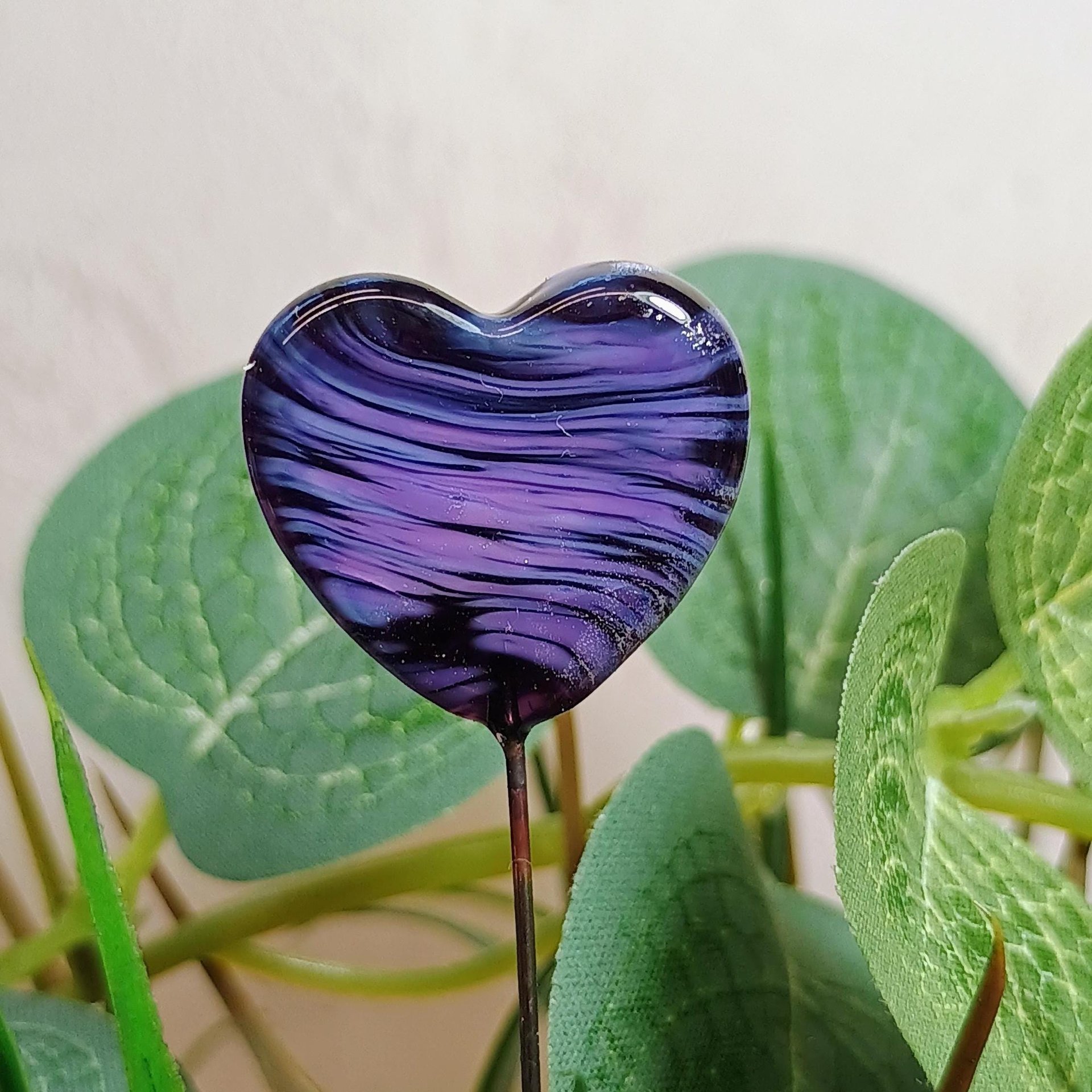 Glass Heart Plant Pick, Dark Purple Lavender Swirl on 5in wire. Use for floral bouquet, wedding, cake decor, plants, jewelry, gifts; 3/4in