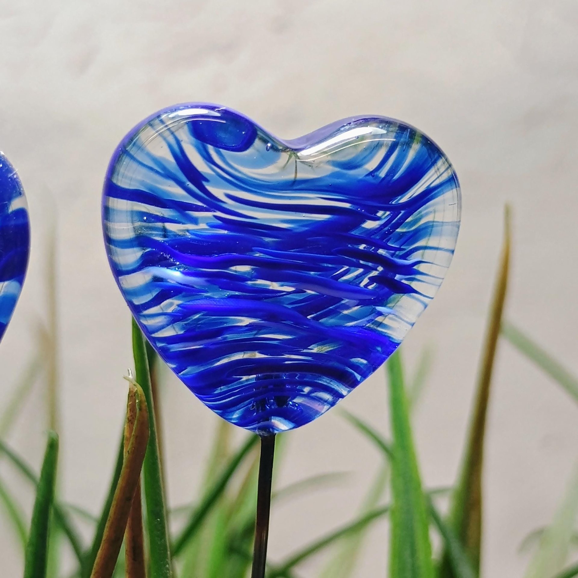 Glass Heart Plant Pick, Dark Blue Mix on clear 5in wire. Use for floral bouquet, wedding, cake decor, plants, jewelry, gifts; handmade 3/4in