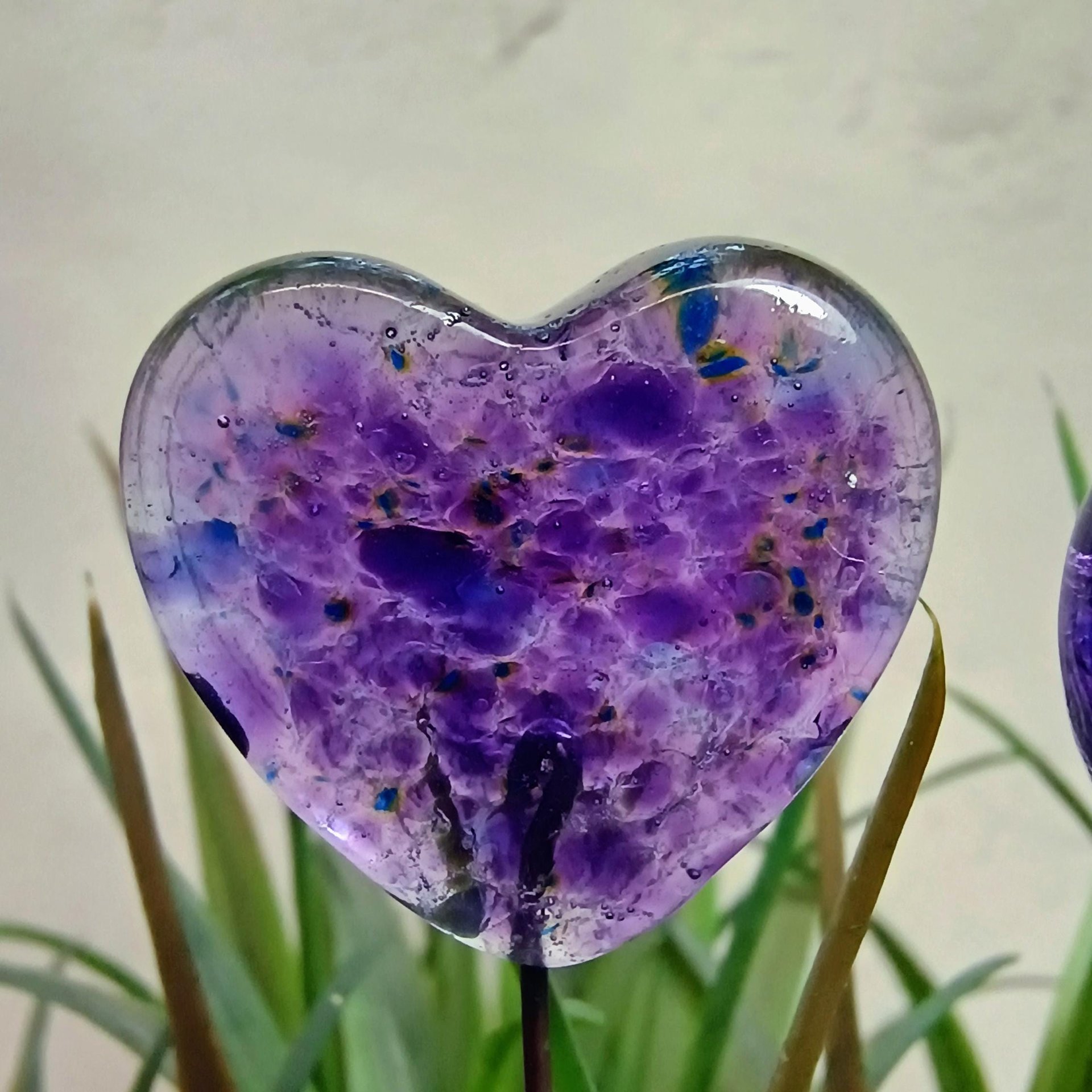 Glass Heart Plant Pick, Purple Mix on clear, 5in wire. Use for floral bouquet, wedding, cake decor, plants, jewelry, gifts; handmade 3/4in