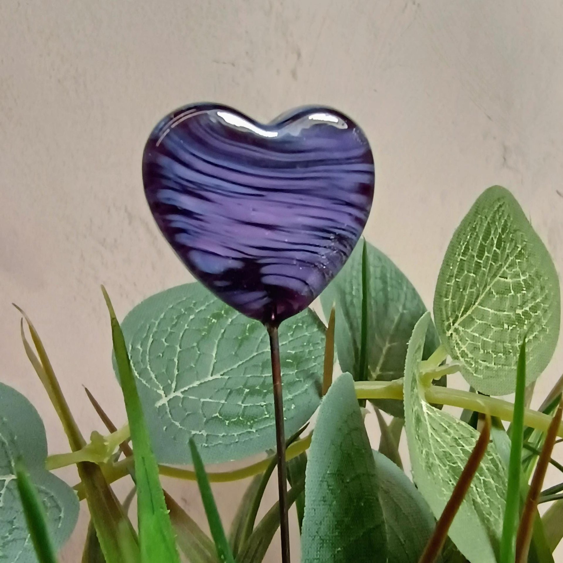 Glass Heart Plant Pick, Dark Purple Lavender Swirl on 5in wire. Use for floral bouquet, wedding, cake decor, plants, jewelry, gifts; 3/4in