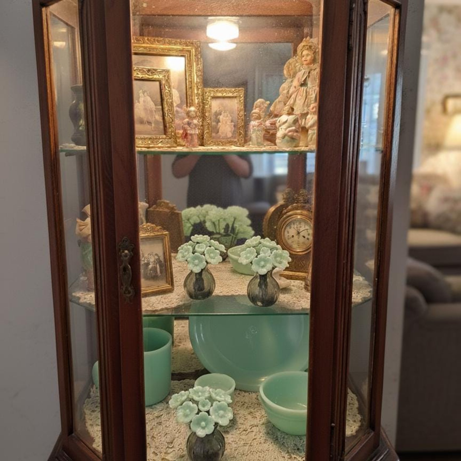 Jadeite Green Opalino glass flower, tiny small miniature glass flowers on wire; handcraft lampwork, great for jewelry, wedding, cakes, curio