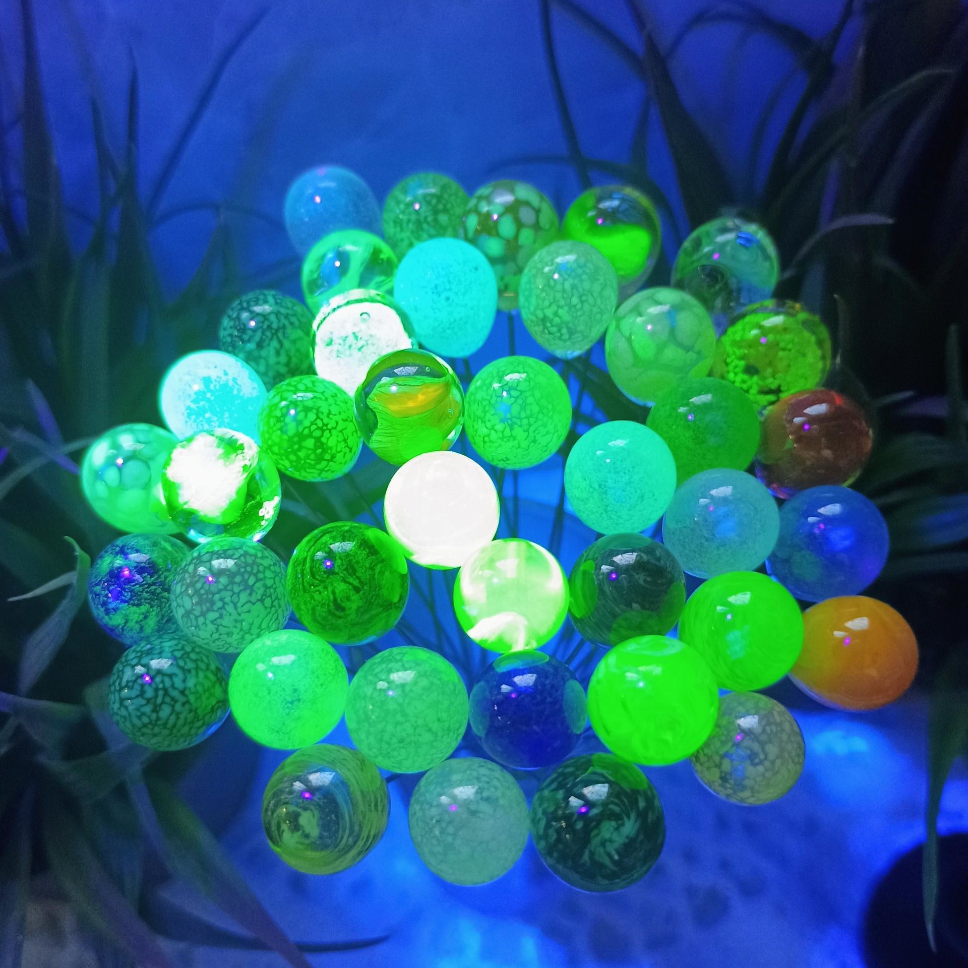 Custom GLOW ORB order for Marguerite!