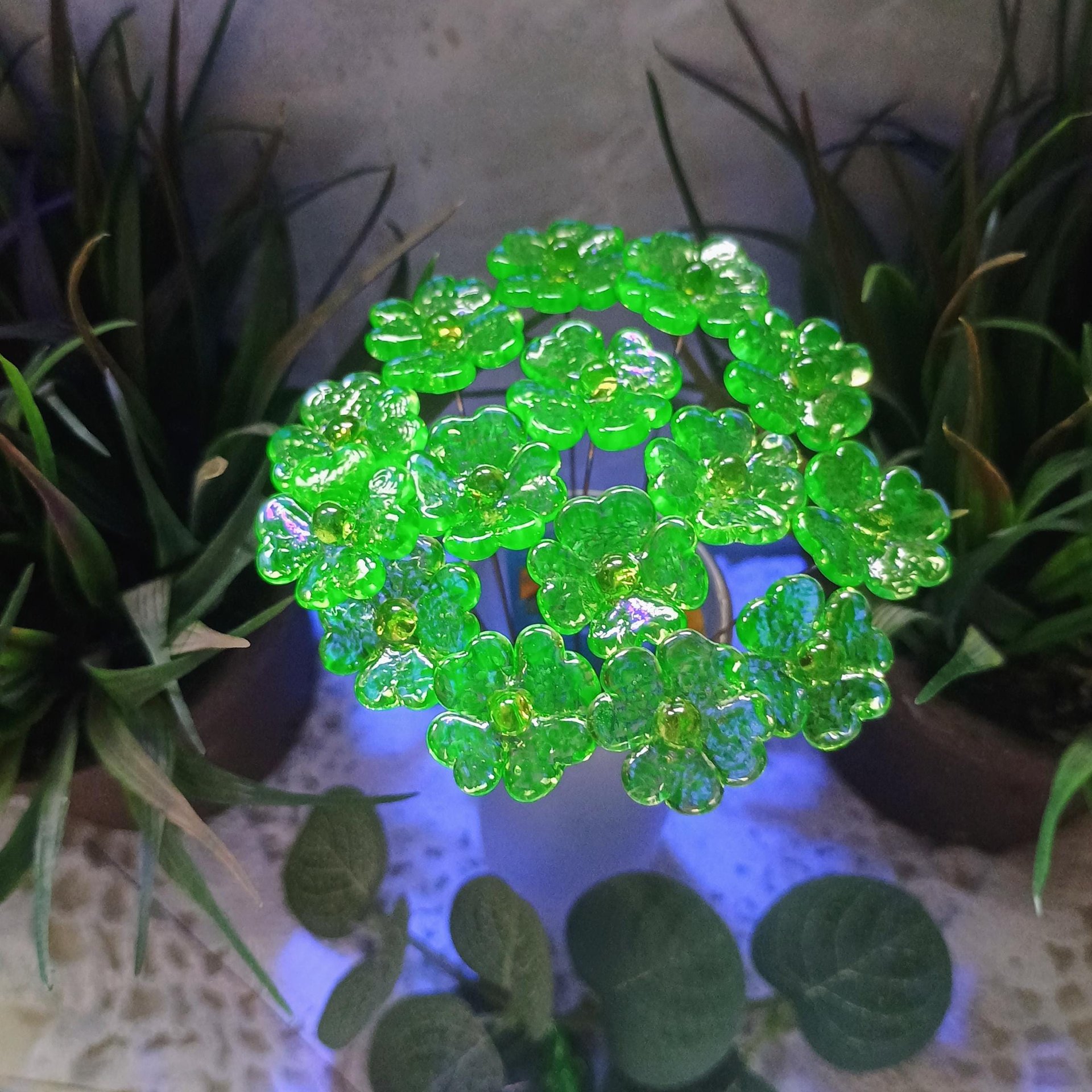 Uranium Glass 4 leaf Clover Shamrock, Luck of the Irish, green sprinkle frit; lampwork plant pick on 5in wire. Bouquet, Irish gift, 395nm