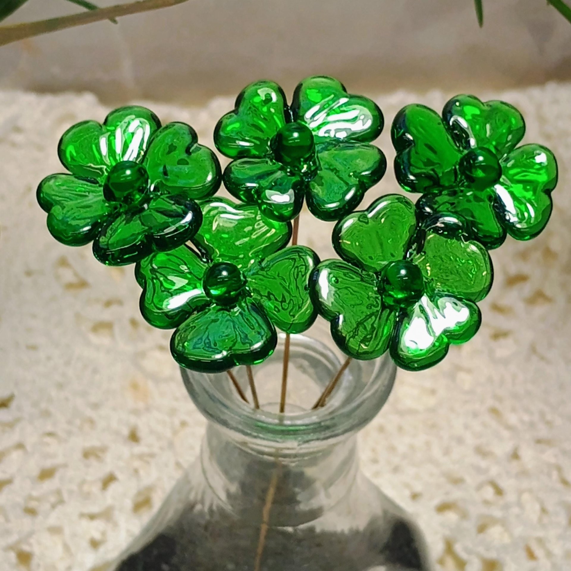 Glass 4 leaf Clover Shamrock, Luck of the Irish, kelly green handblown lampwork plant pick on 5in wire. bouquet, Irish gift, approx 3/4inch