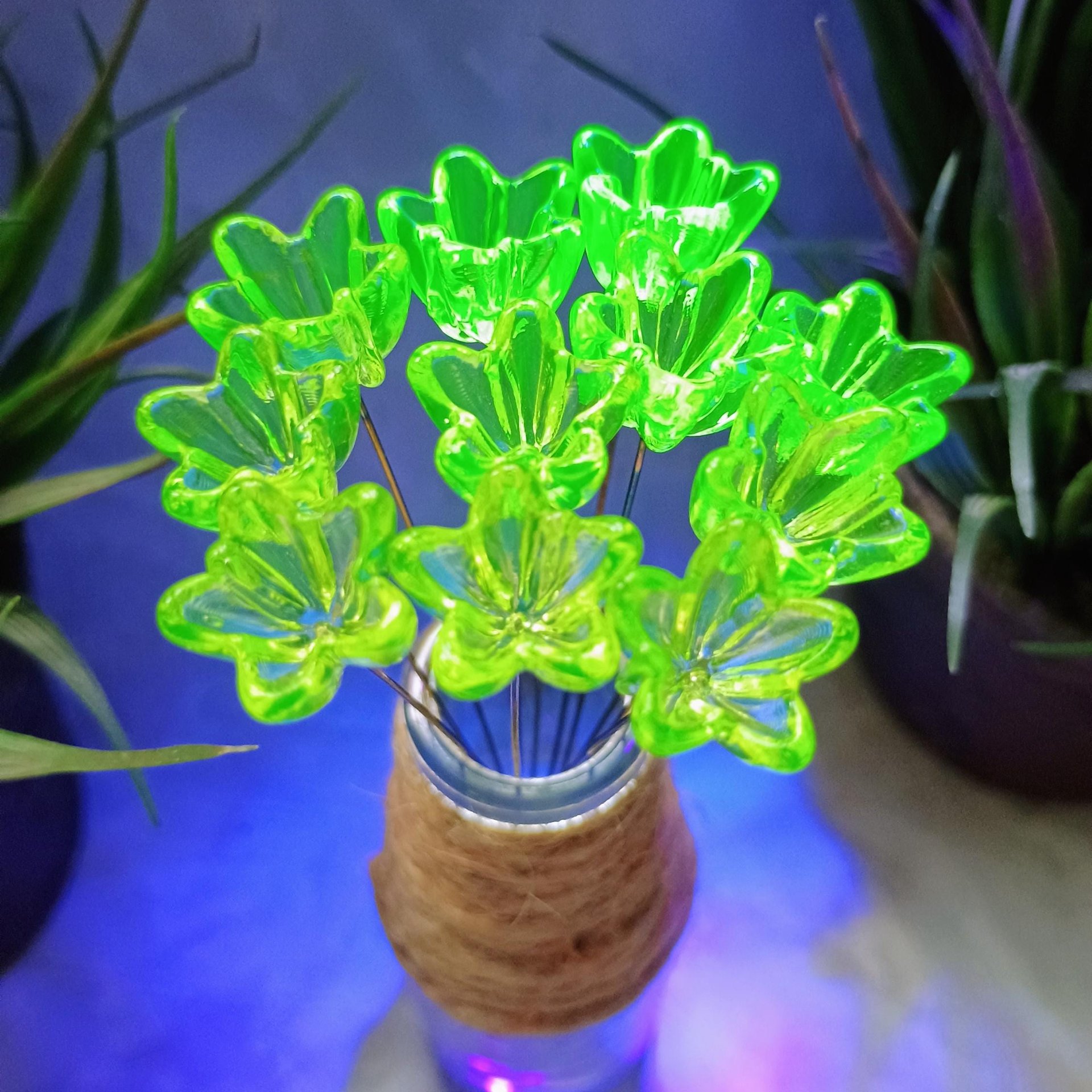 NEW! 16mm Uranium glass Flower, Medium (5/8") starflower on 5in wire. Use in floral bouquet, plant pick, jewelry, gifts; bright glow 395nm