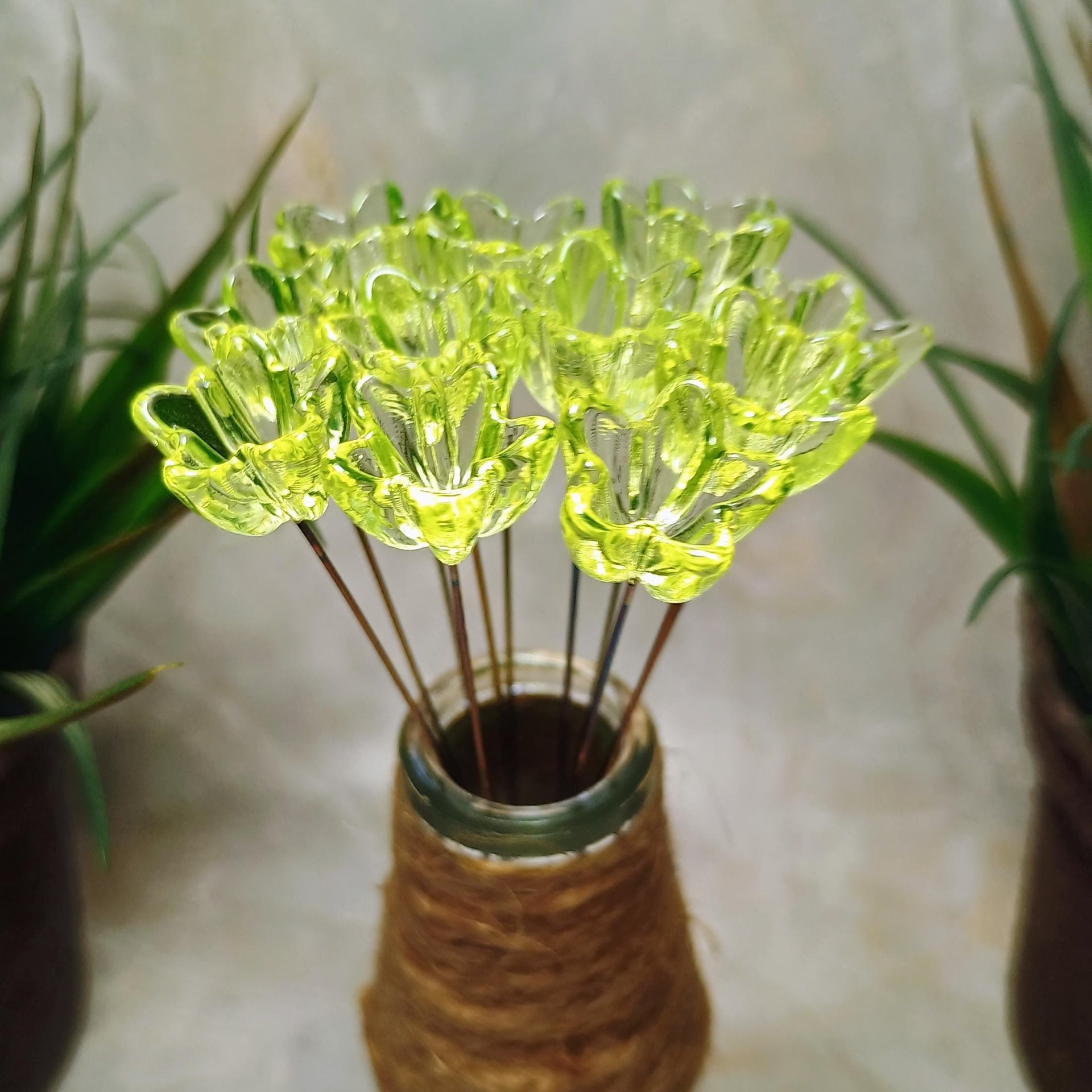 NEW! 16mm Uranium glass Flower, Medium (5/8") starflower on 5in wire. Use in floral bouquet, plant pick, jewelry, gifts; bright glow 395nm
