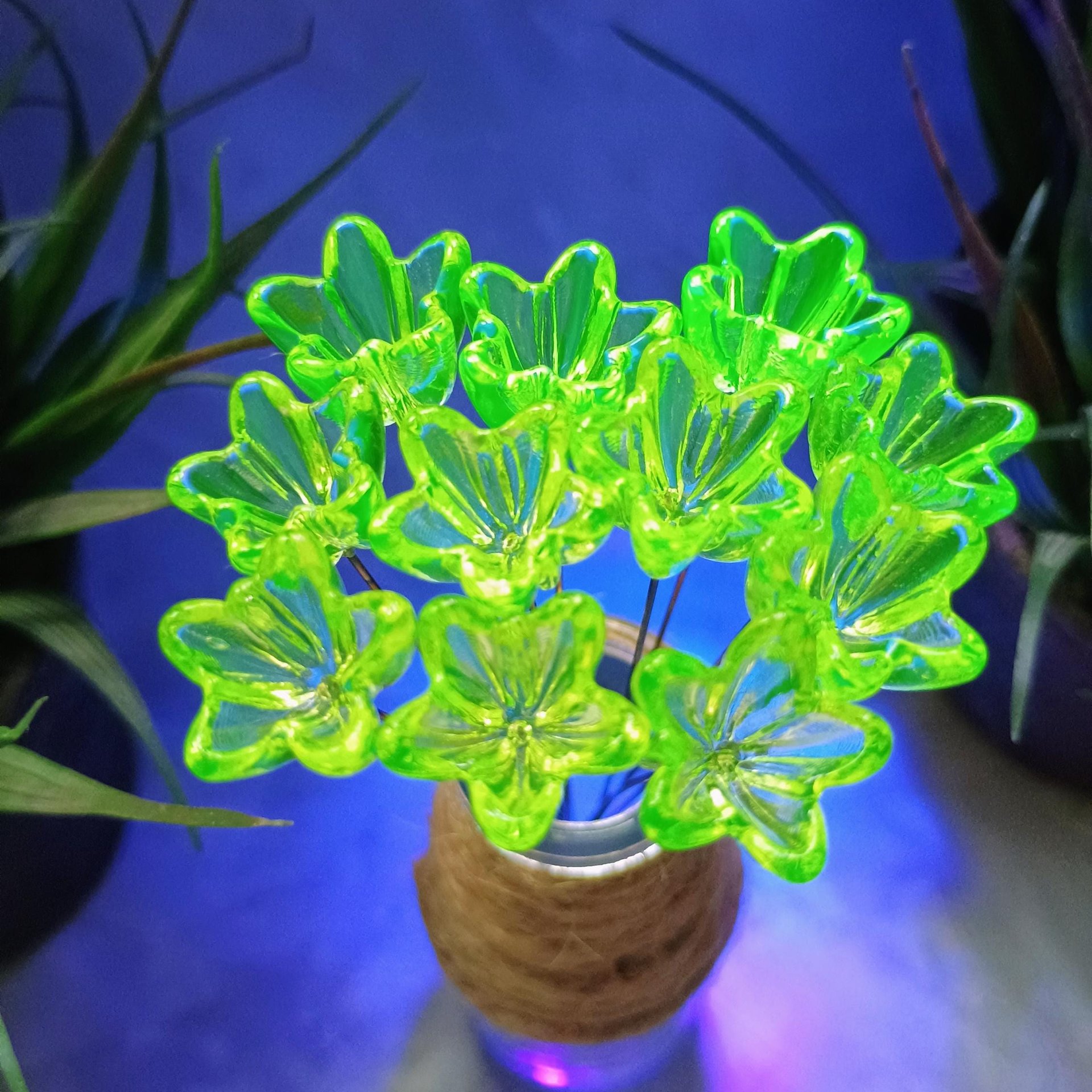 NEW! 16mm Uranium glass Flower, Medium (5/8") starflower on 5in wire. Use in floral bouquet, plant pick, jewelry, gifts; bright glow 395nm