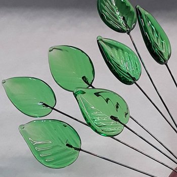 Elegant Medium Green Glass Leaf Headpins;  tiny, small glass leaf shape on wire. Perfect for jewelry, mixed media, wedding decor, host gift