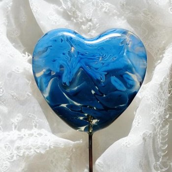 Glass Heart: Denim Blue Jean Quaker Slate on 5in wire. Use for floral bouquet, plants, jewelry, gifts; each unique Measures 3/4in x 3/4in