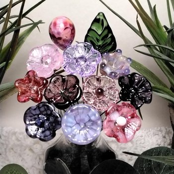 Pink Purple Lavender Bouquet ~glass flower/leaf , tiny small glass flowers handcrafted lampwork, gift, curio, windowsill, wedding