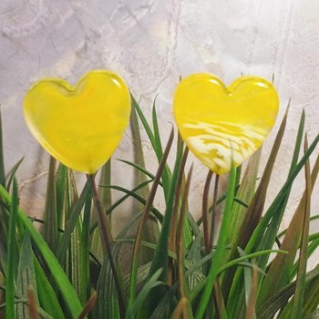 Glass Heart Plant Pick, Yellow Sunshine Summer 5in wire. Use for floral bouquet, wedding, cake decor, plants, jewelry, gifts; handmade 3/4in