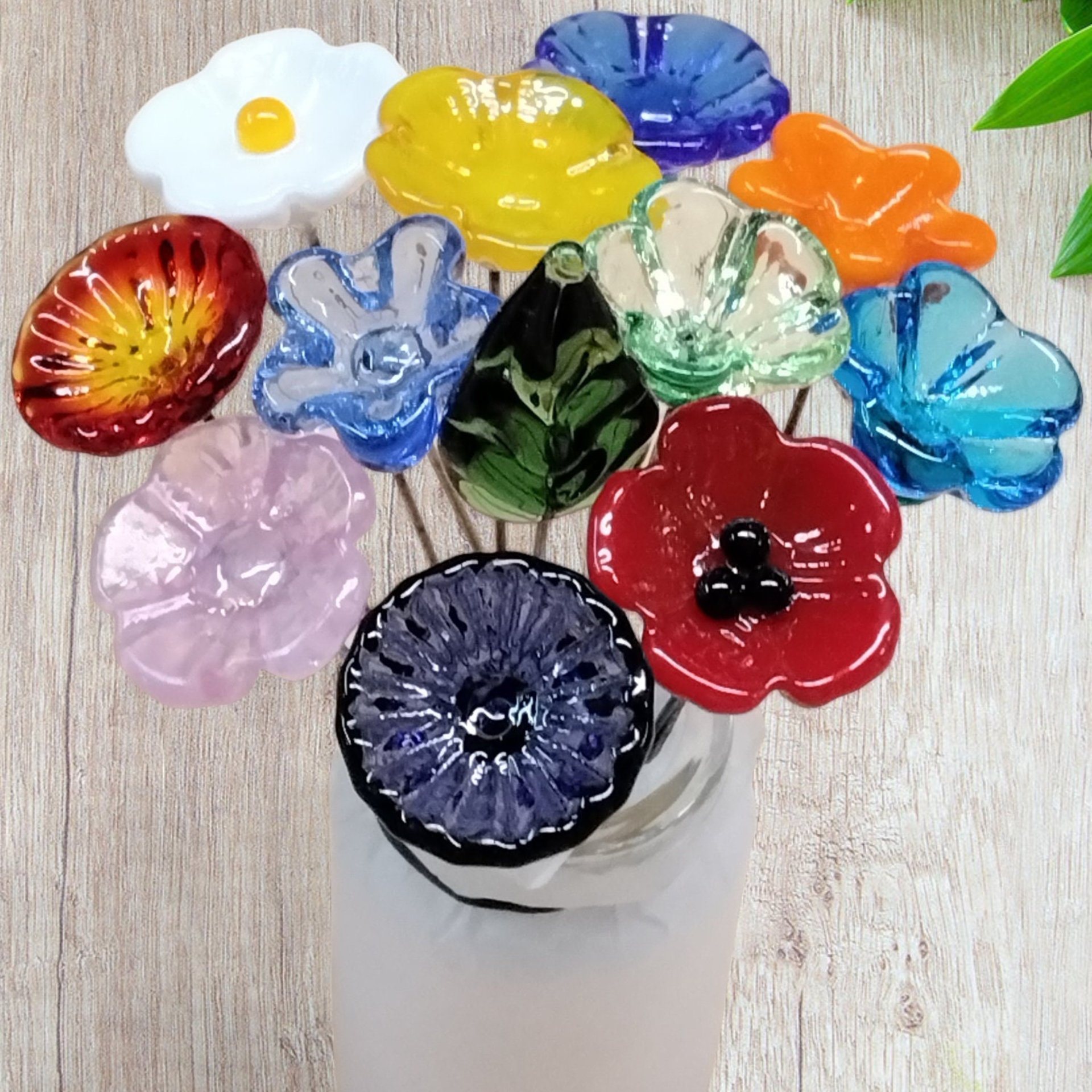 SUMMER BRIGHT Bouquet bright colors glass flower bouquet, tiny, small glass flowers handcrafted, gift friend, thinking of you, just because