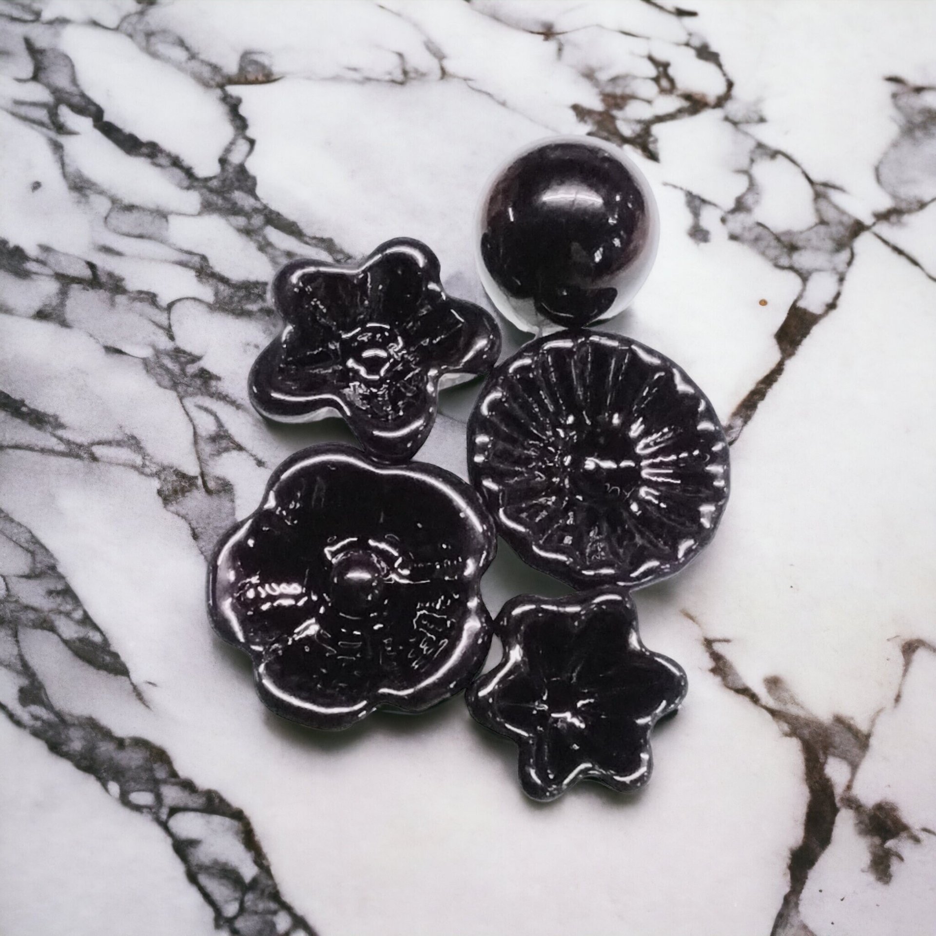 MODERN SOLID BLACK flower glass headpins; tiny small mini glass flowers on wire; individually crafted lampwork, jewelry, mixed media, gifts