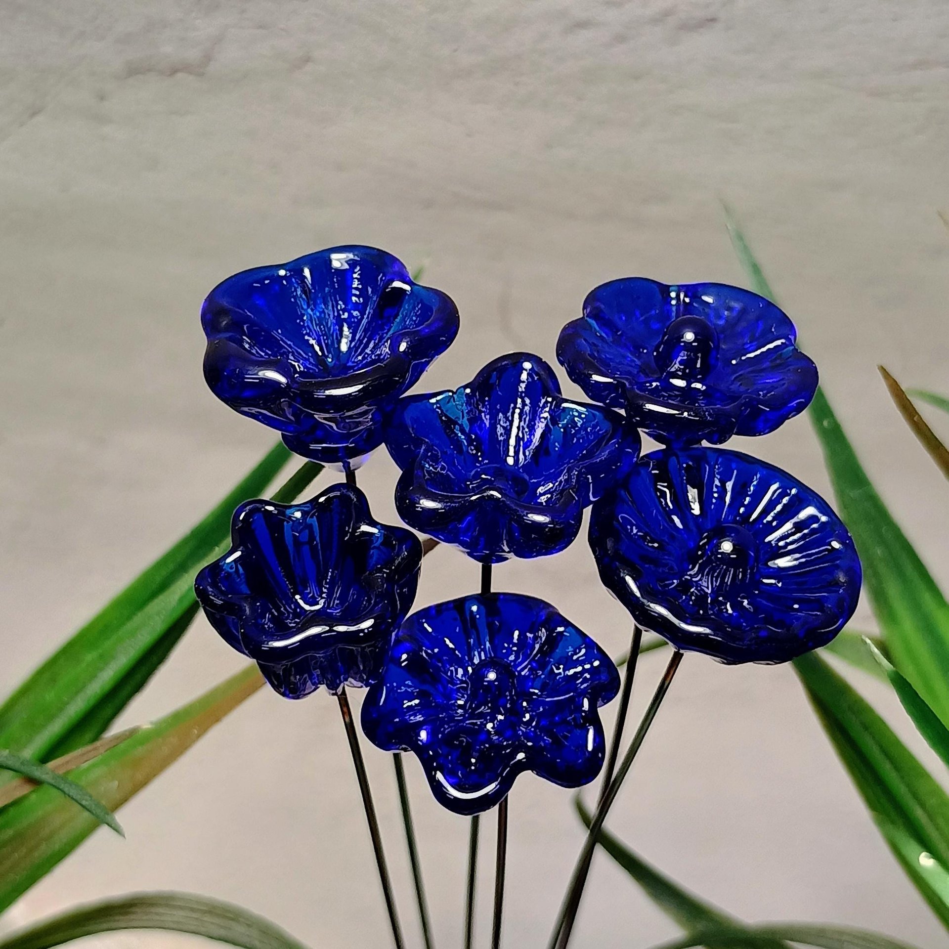 Cobalt blue glass (healing) flower headpins; tiny small mini glass flowers; handcrafted lampwork; jewelry, mixed media, little bouquet gift