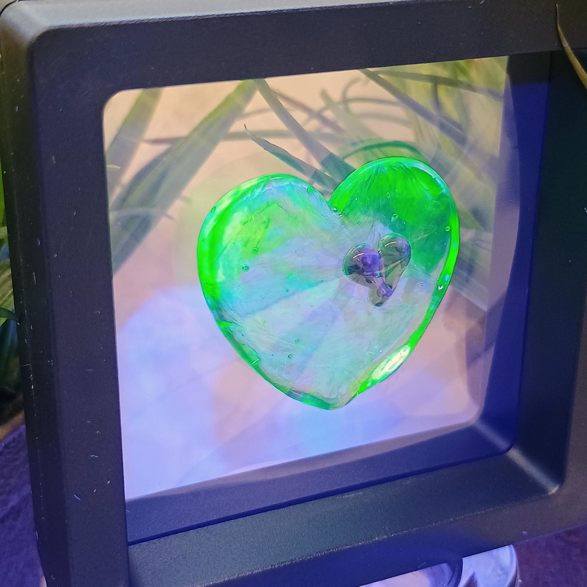 Wispy Uranium Lavender Heart UV Glow! Uranium Large Heart 1.25" (30mm) lavender with uranium swirls; pocket heart, perfect Valentine's gift