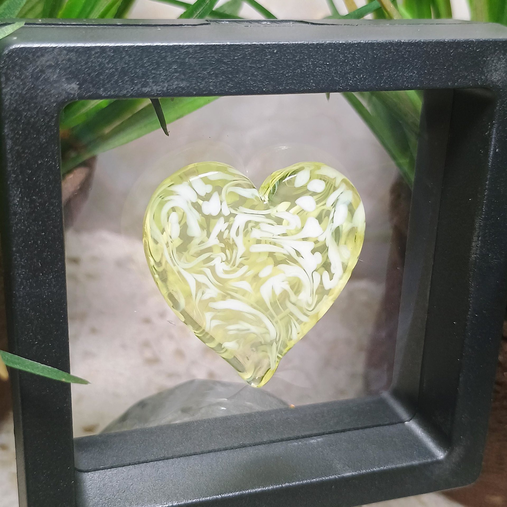 My Heart Glows! Uranium Large Heart 1.25" (30mm) vasoline glass with white victorian-lace swirls; wirewrapping, jewelry, pocket heart, gift,